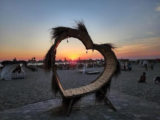 Light Holidays Apartamento Golem (Tirana)