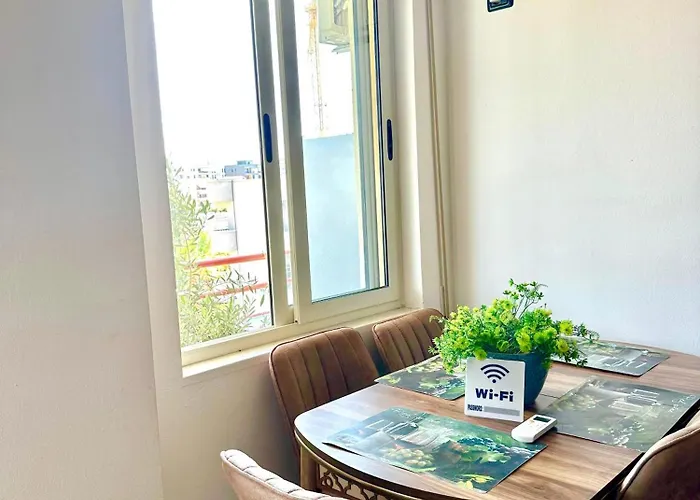 Light Holidays Apartman Golem